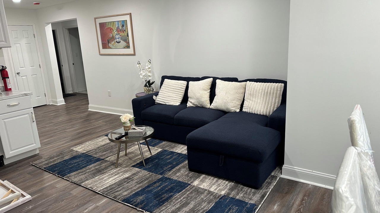 Photo of Livingroom in Aspen Hill