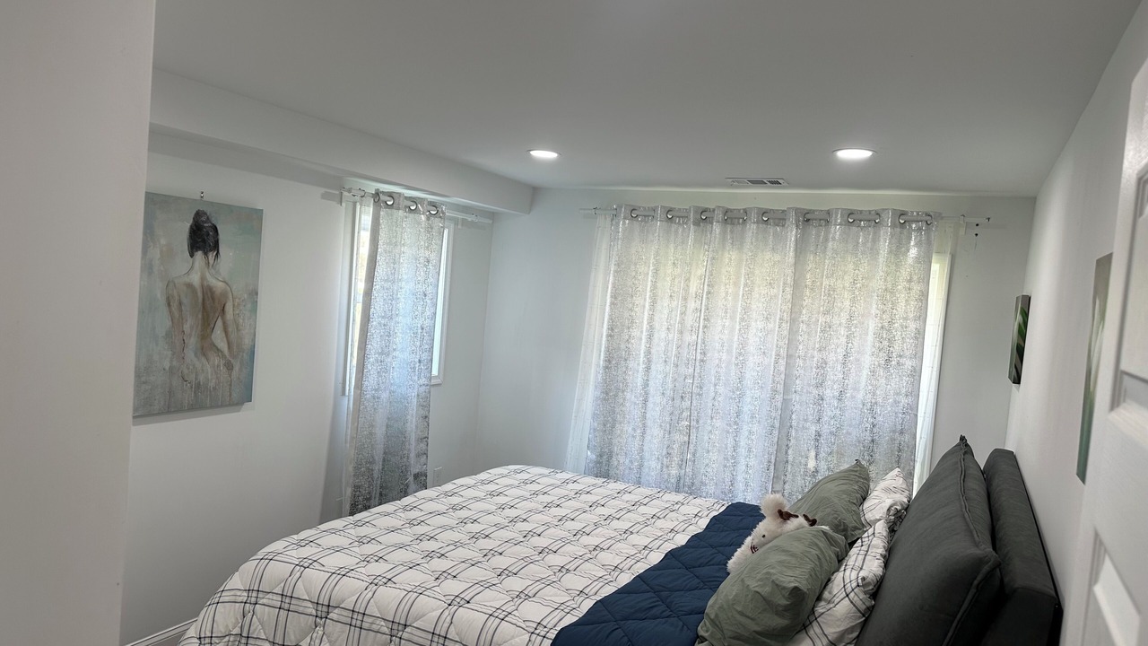 Photo of Bedroom in Aspen Hill
