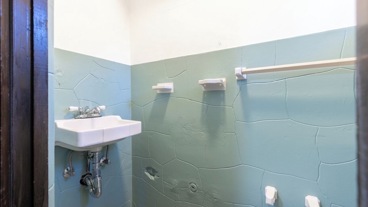Photo of Bathroom in Newhall
