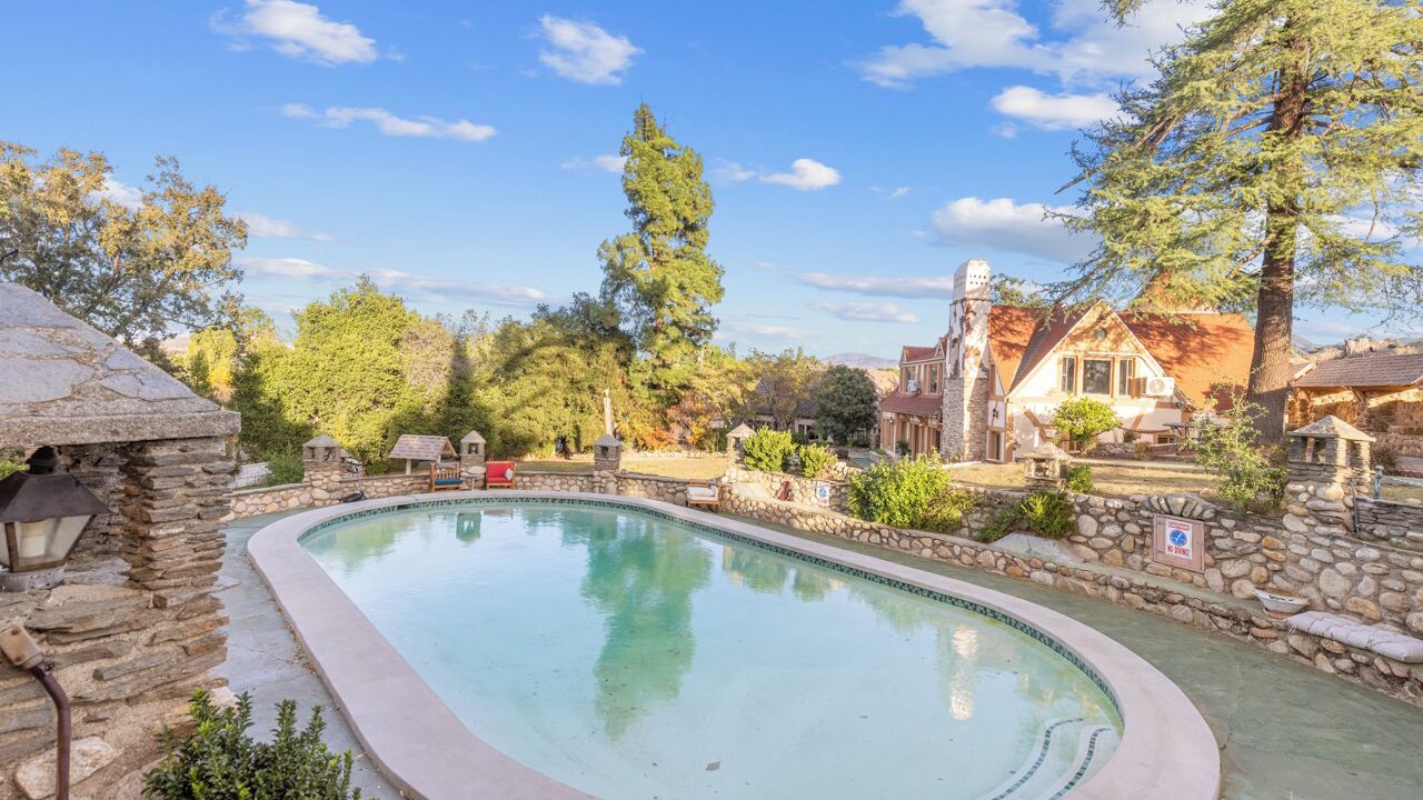 Photo of Outdoor in Newhall