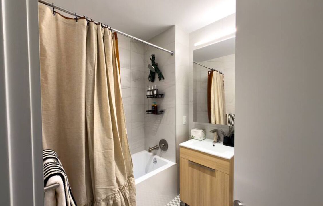 Photo of Bathroom in Port Morris