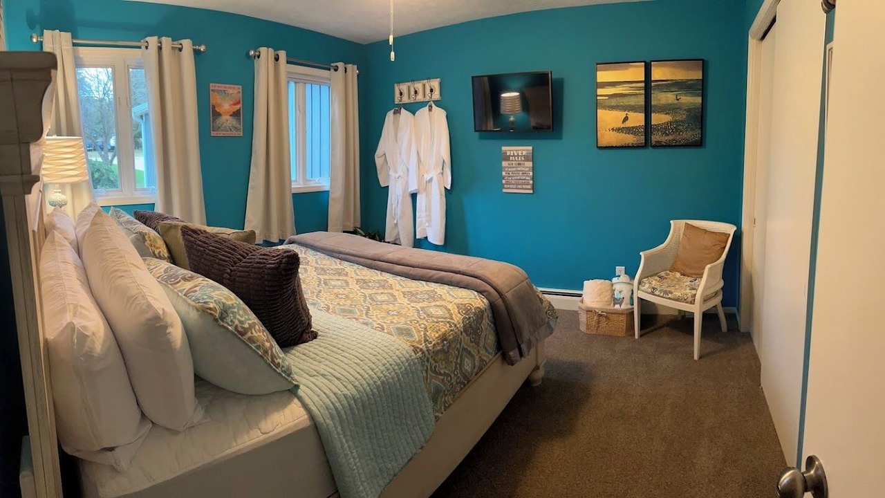 Photo of Bedroom in Stanwood