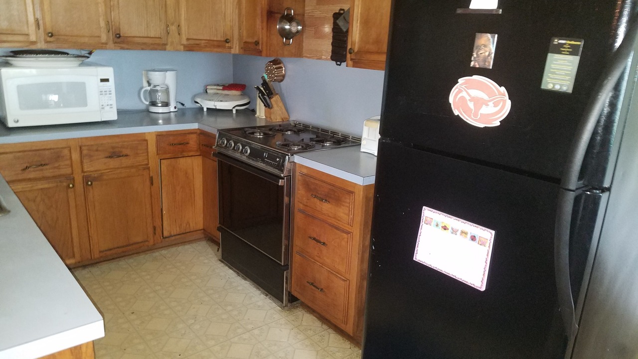 Photo of Kitchen in Cloverleaf