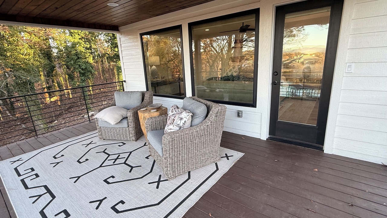 Photo of Patio Balcony in Lake Hamilton