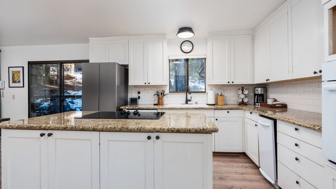 Photo of Kitchen in Sugar Pine
