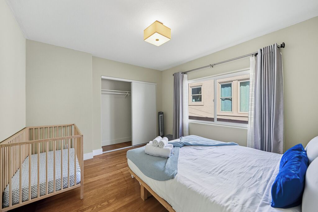 Photo of Bedroom in Upper Telegraph