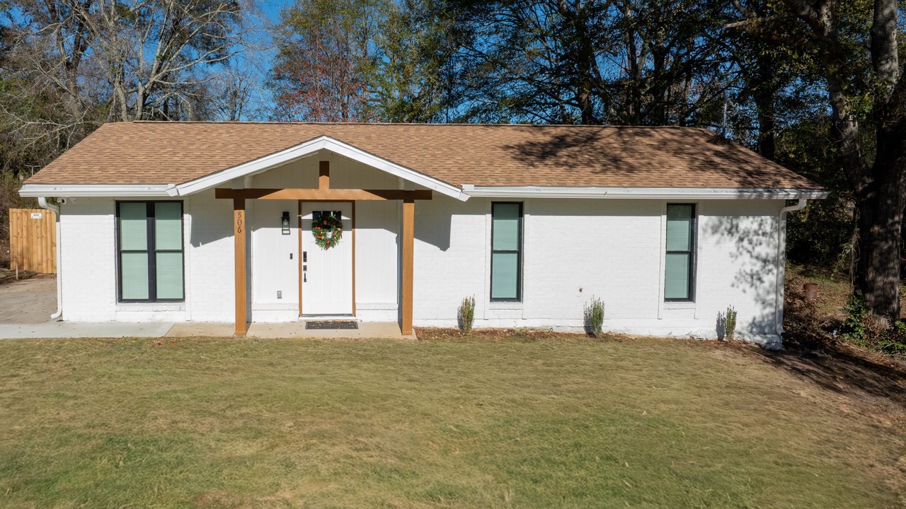 Photo of Outdoor in Tuskegee