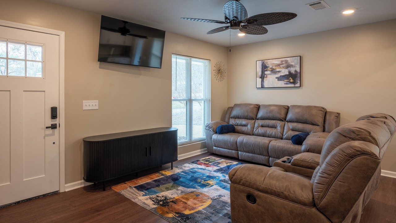 Photo of Livingroom in Tuskegee