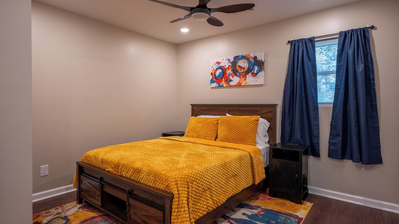 Photo of Bedroom in Tuskegee