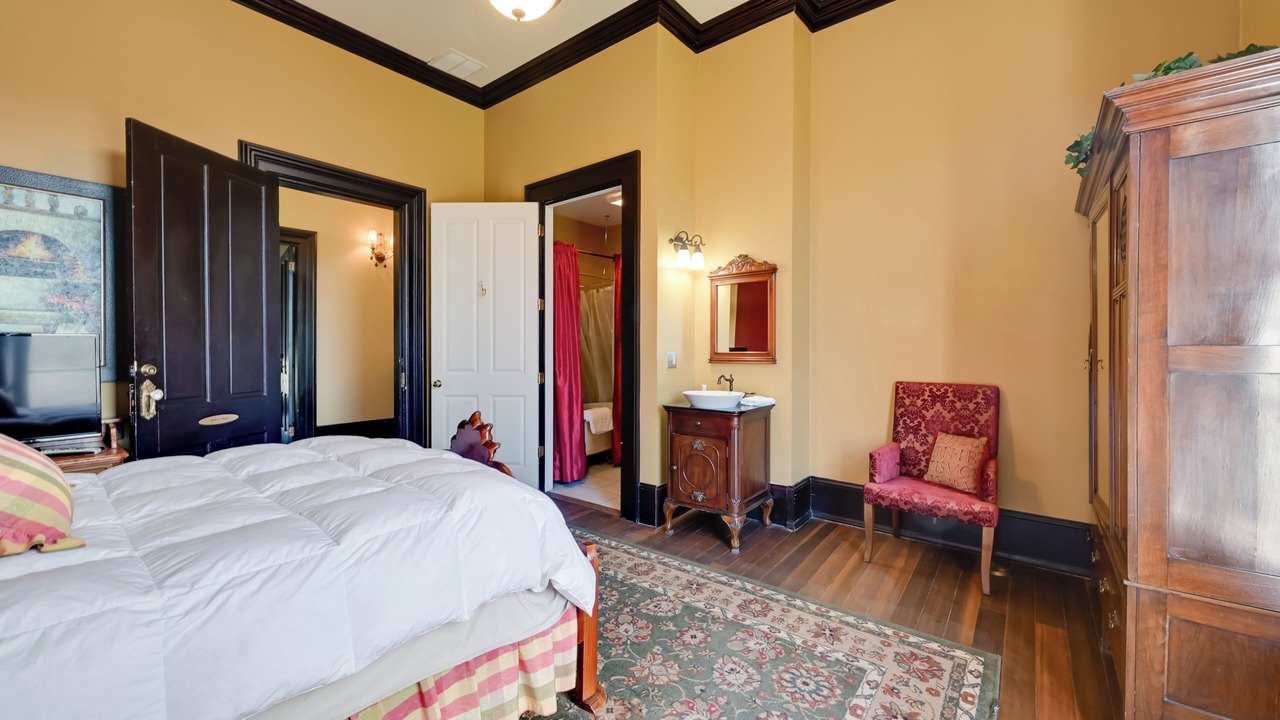 Photo of Bedroom in Falls of Rough