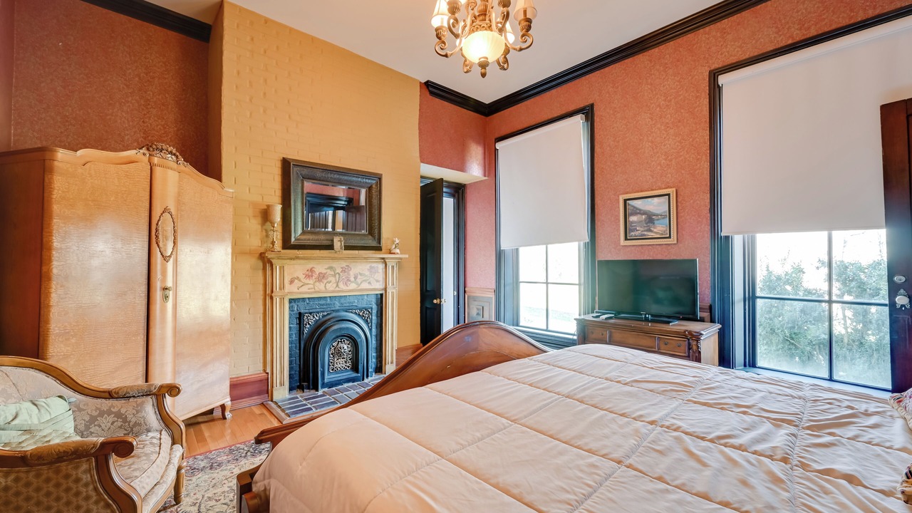 Photo of Bedroom in Falls of Rough