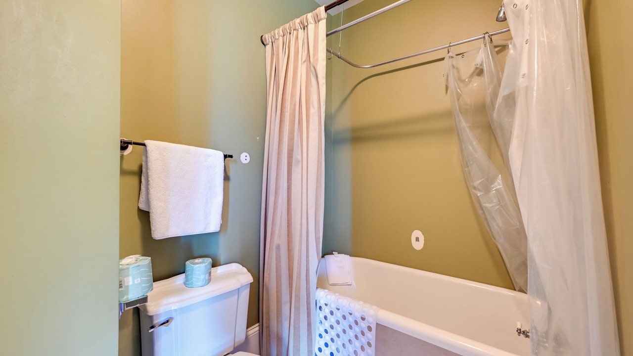 Photo of Bathroom in Falls of Rough