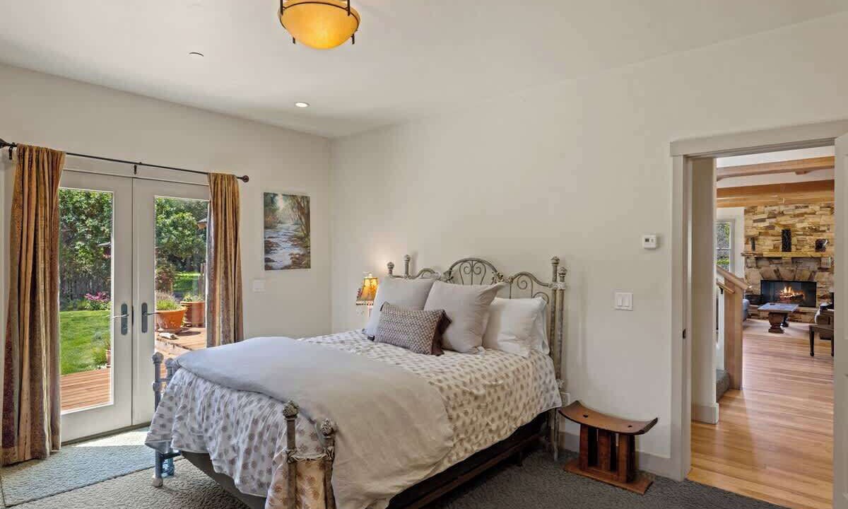 Photo of Bedroom in Carmel Valley