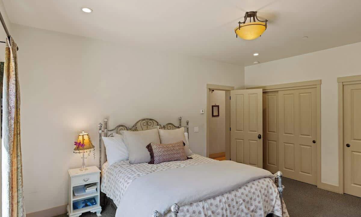 Photo of Bedroom in Carmel Valley