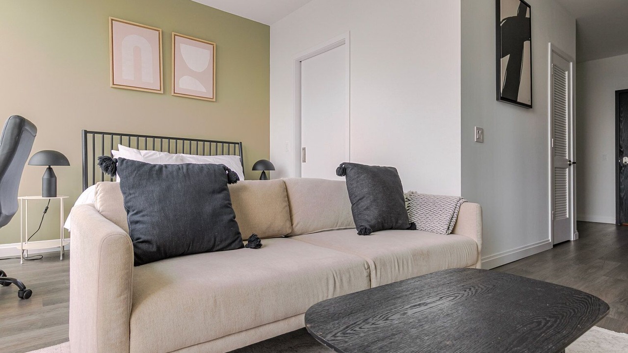 Photo of Livingroom in The Loop