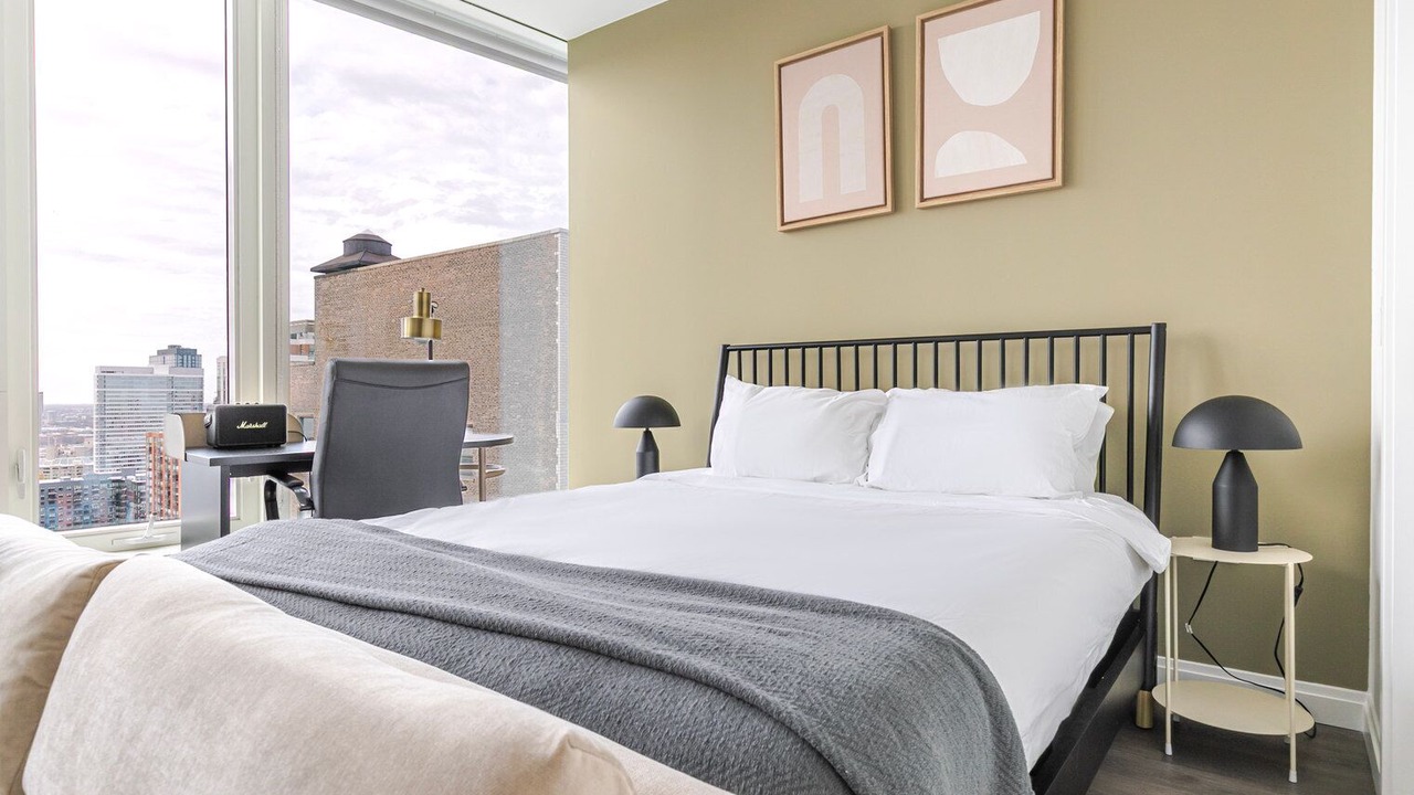 Photo of Bedroom in The Loop