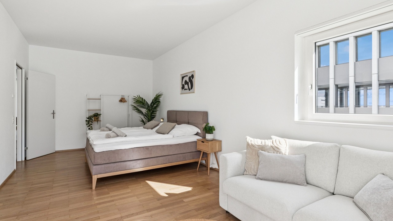 Photo of Bedroom in Root
