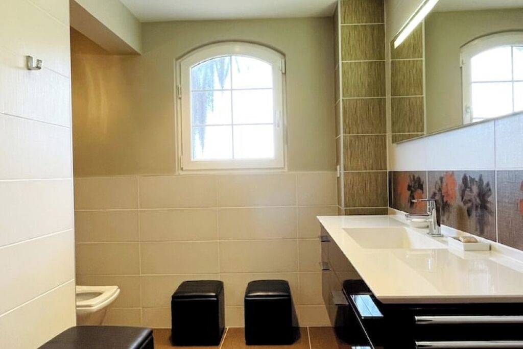 Photo of Bathroom in Les Hauts de Villeneuve