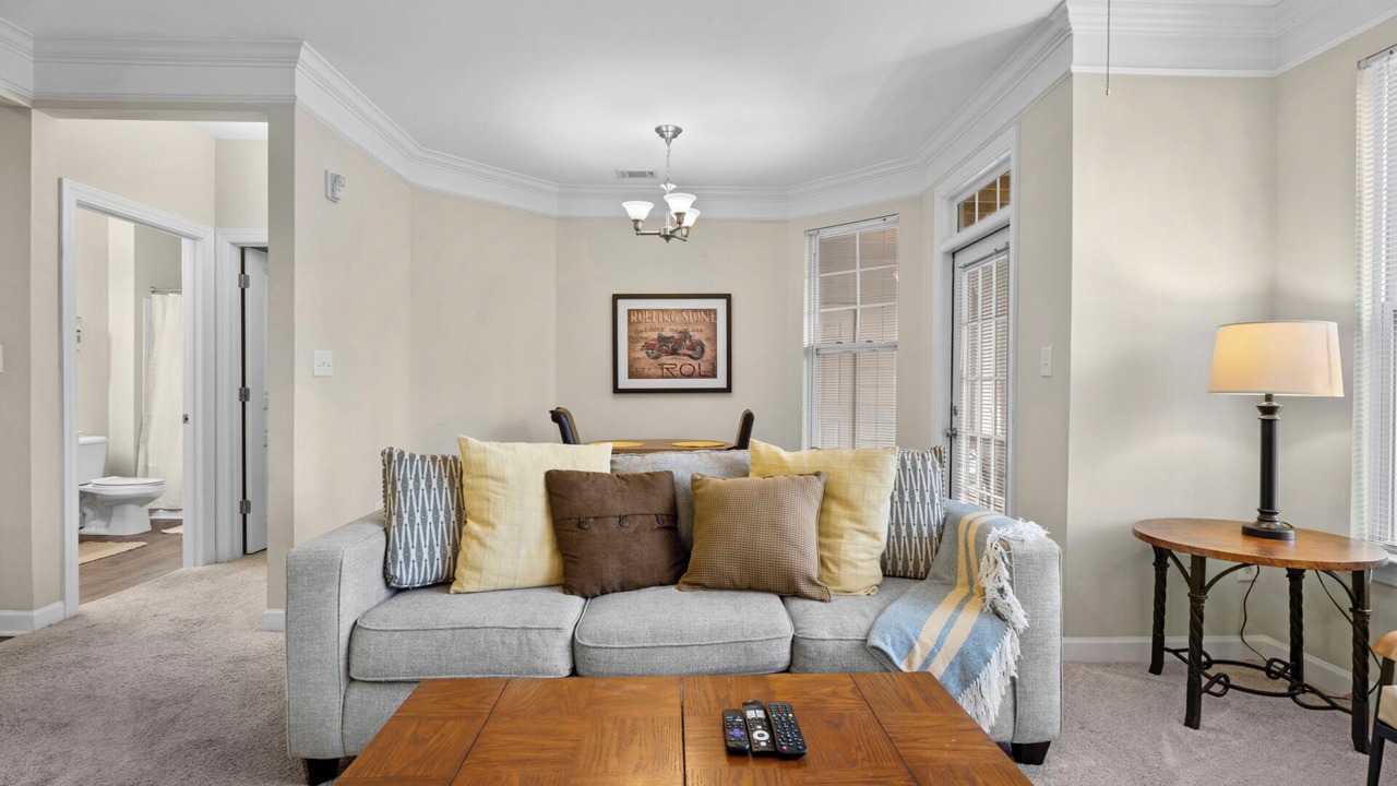 Photo of Livingroom in Southwest Raleigh