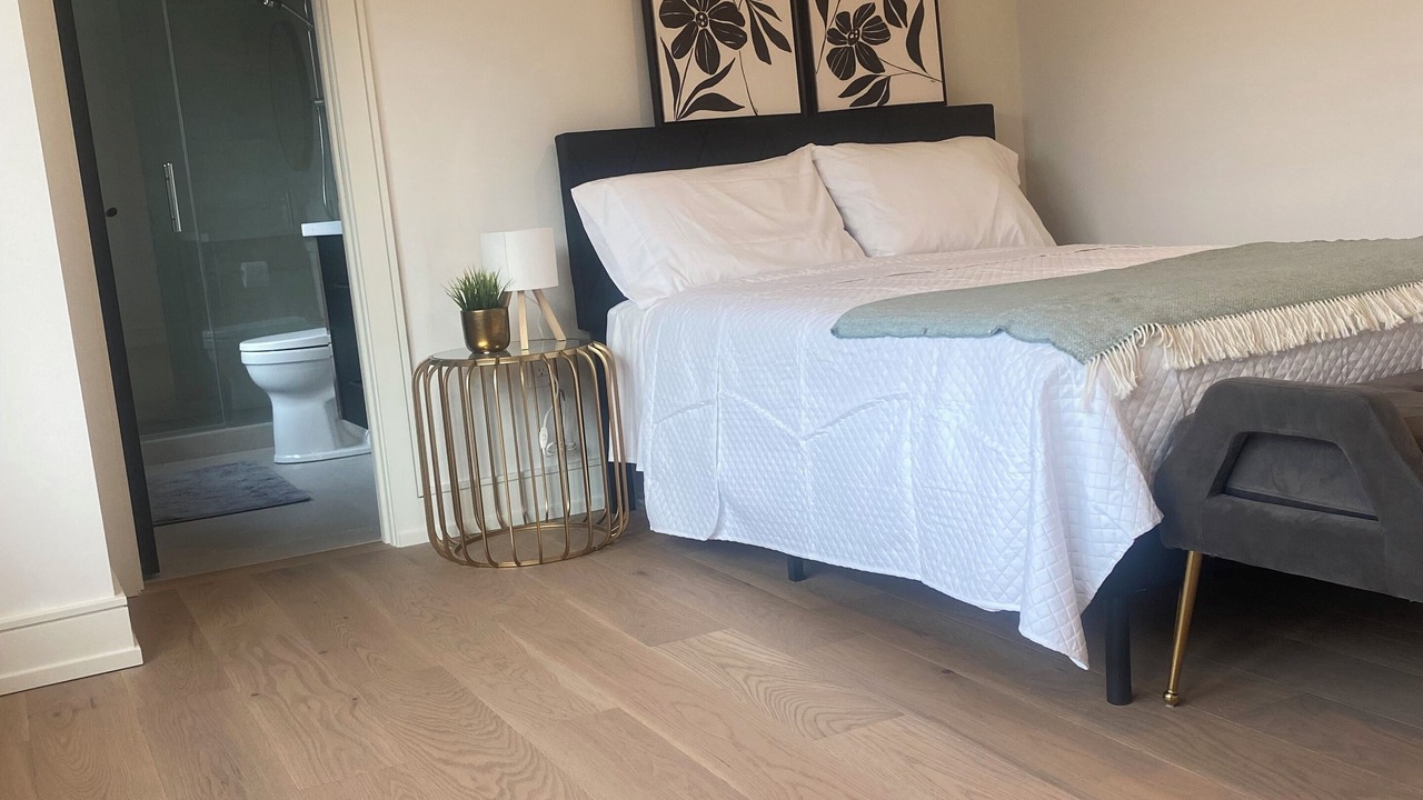 Photo of Bedroom in Lakeview