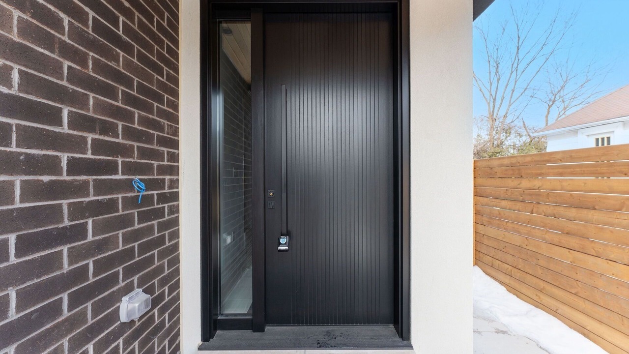 Photo of Outdoor in Lakeview