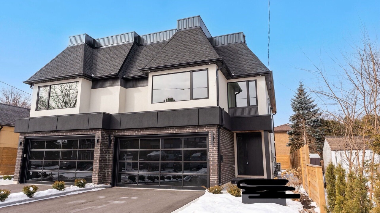 Photo of Outdoor in Lakeview