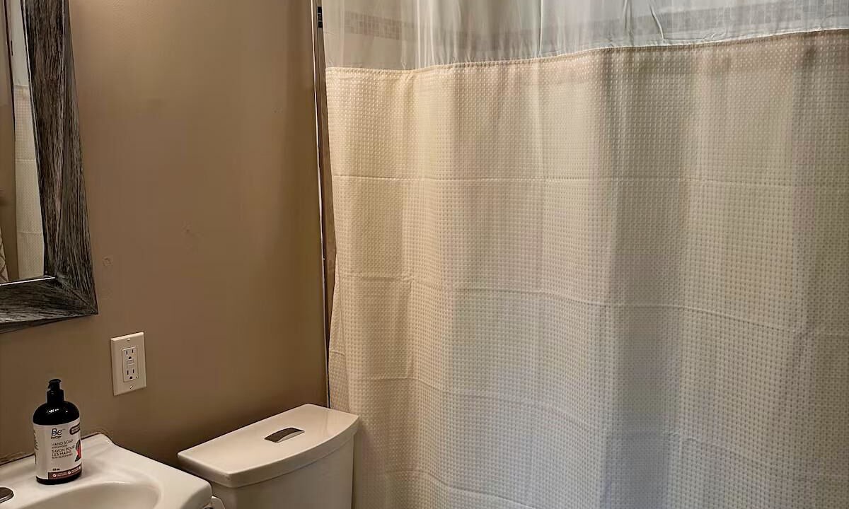 Photo of Bathroom in Beamsville