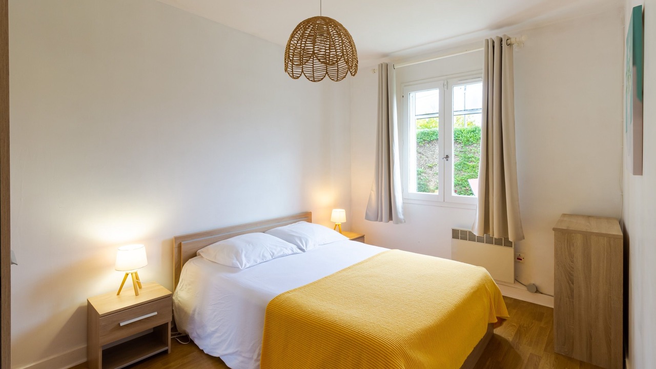 Photo of Bedroom in Rouffignac-Saint-Cernin-de-Reilhac