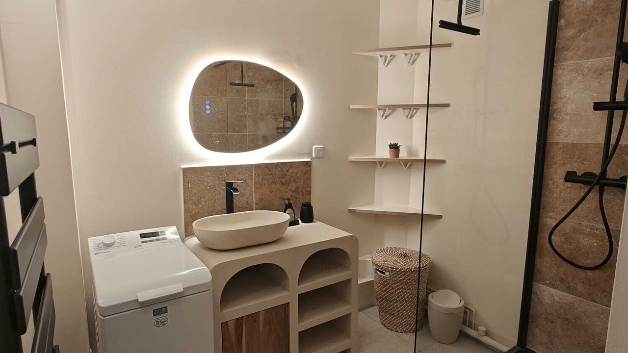 Photo of Bathroom in Saint-Germain-en-Laye