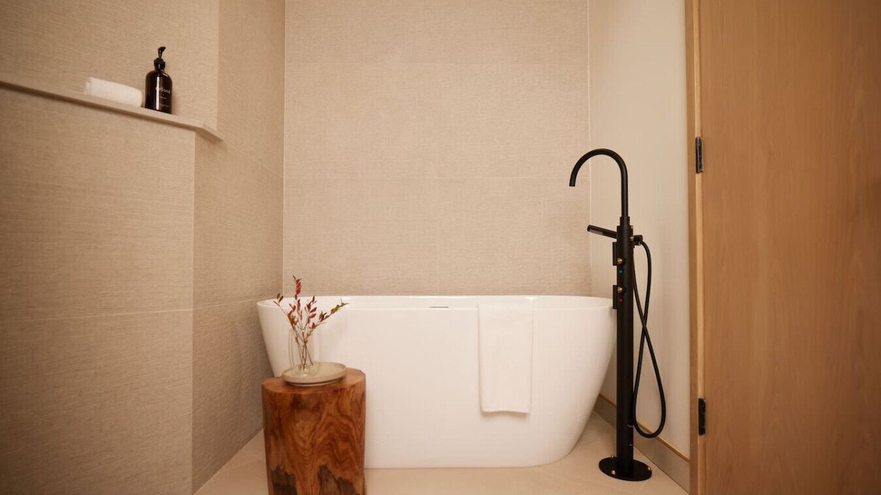 Photo of Bathroom in Algonquin Highlands