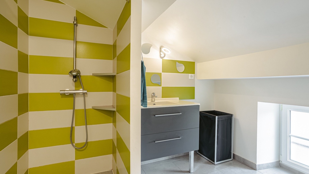 Photo of Bathroom in Montreuil