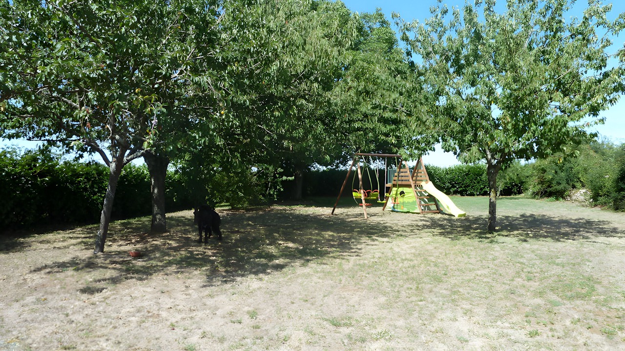 Photo of Others in Montreuil