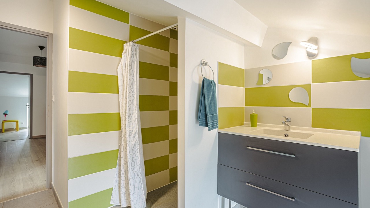 Photo of Bathroom in Montreuil