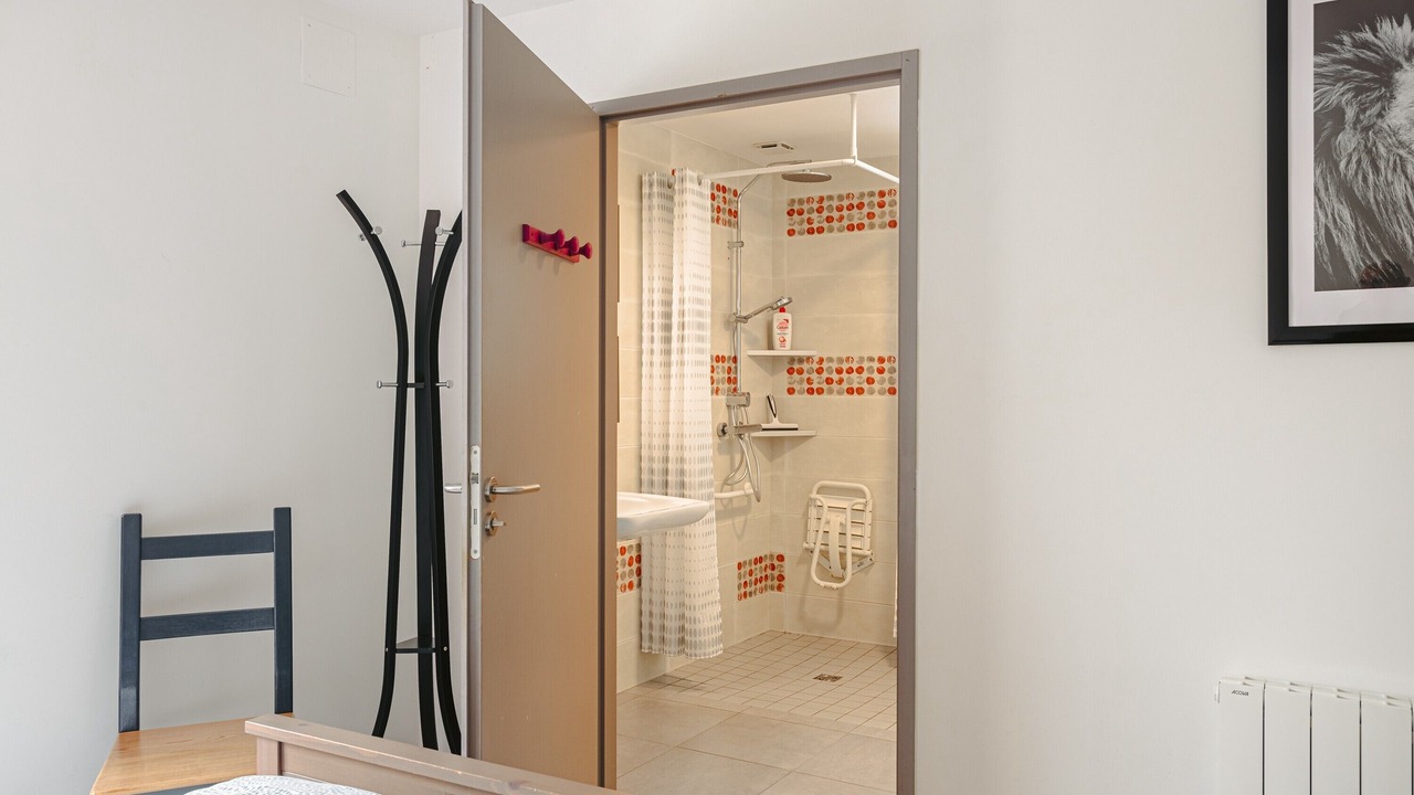 Photo of Bathroom in Montreuil