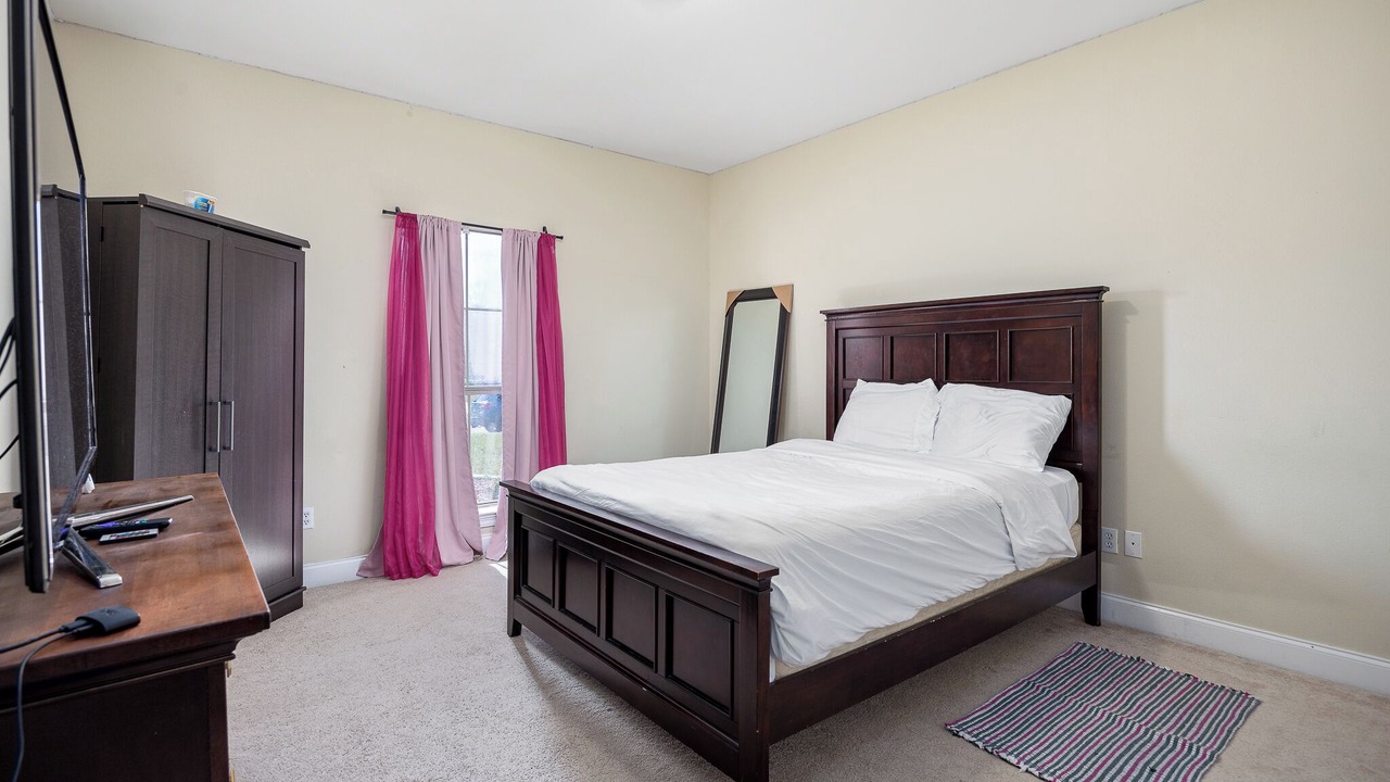 Photo of Bedroom in Prairieville