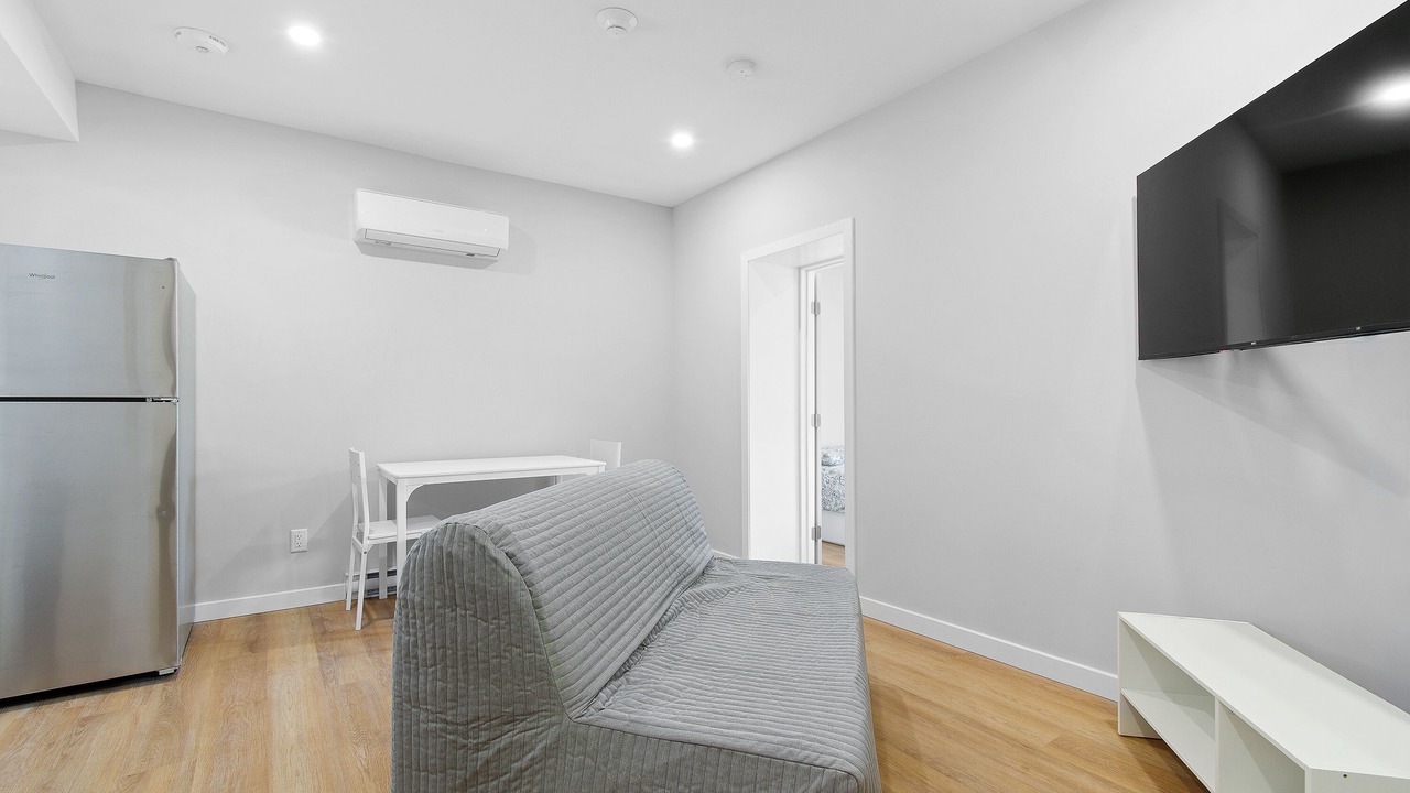 Photo of Livingroom in Hull