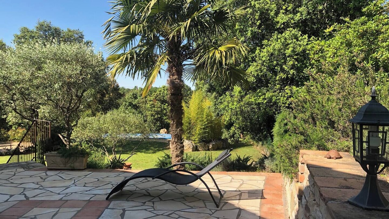 Photo of Patio Balcony in Mejannes-les-Ales