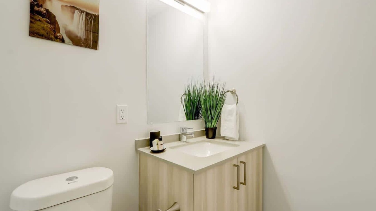 Photo of Bathroom in Centretown