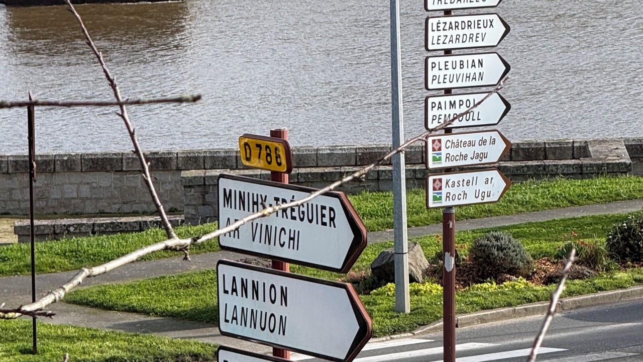 Photo of Others in Treguier