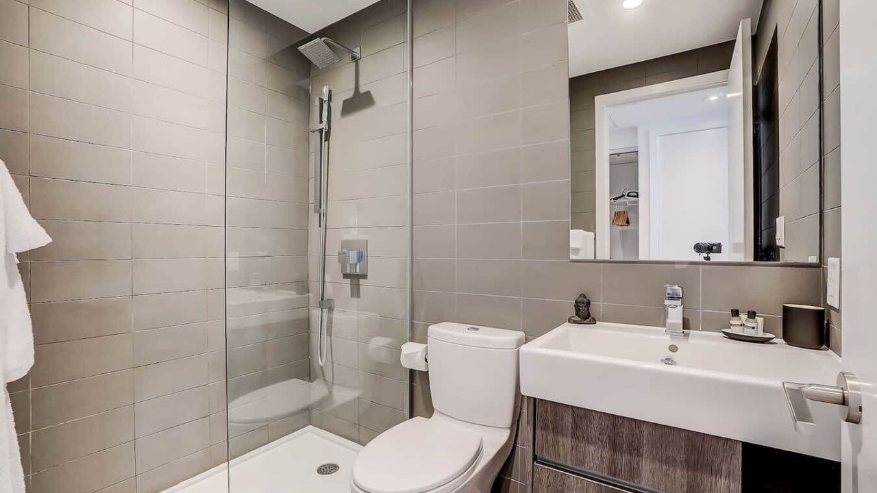 Photo of Bathroom in Byward Market - Parliament Hill