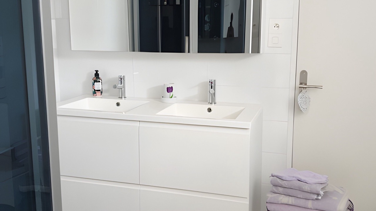 Photo of Bathroom in Mont-Dol