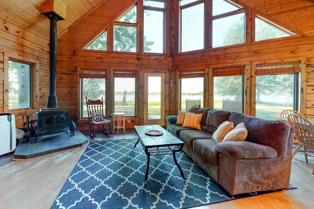 Photo of Livingroom in North Hero