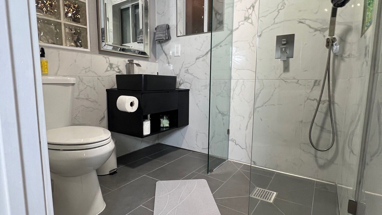 Photo of Bathroom in Coronado