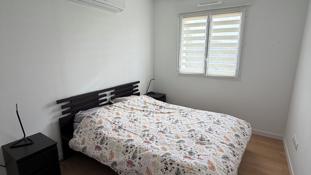 Photo of Bedroom in Quarouble