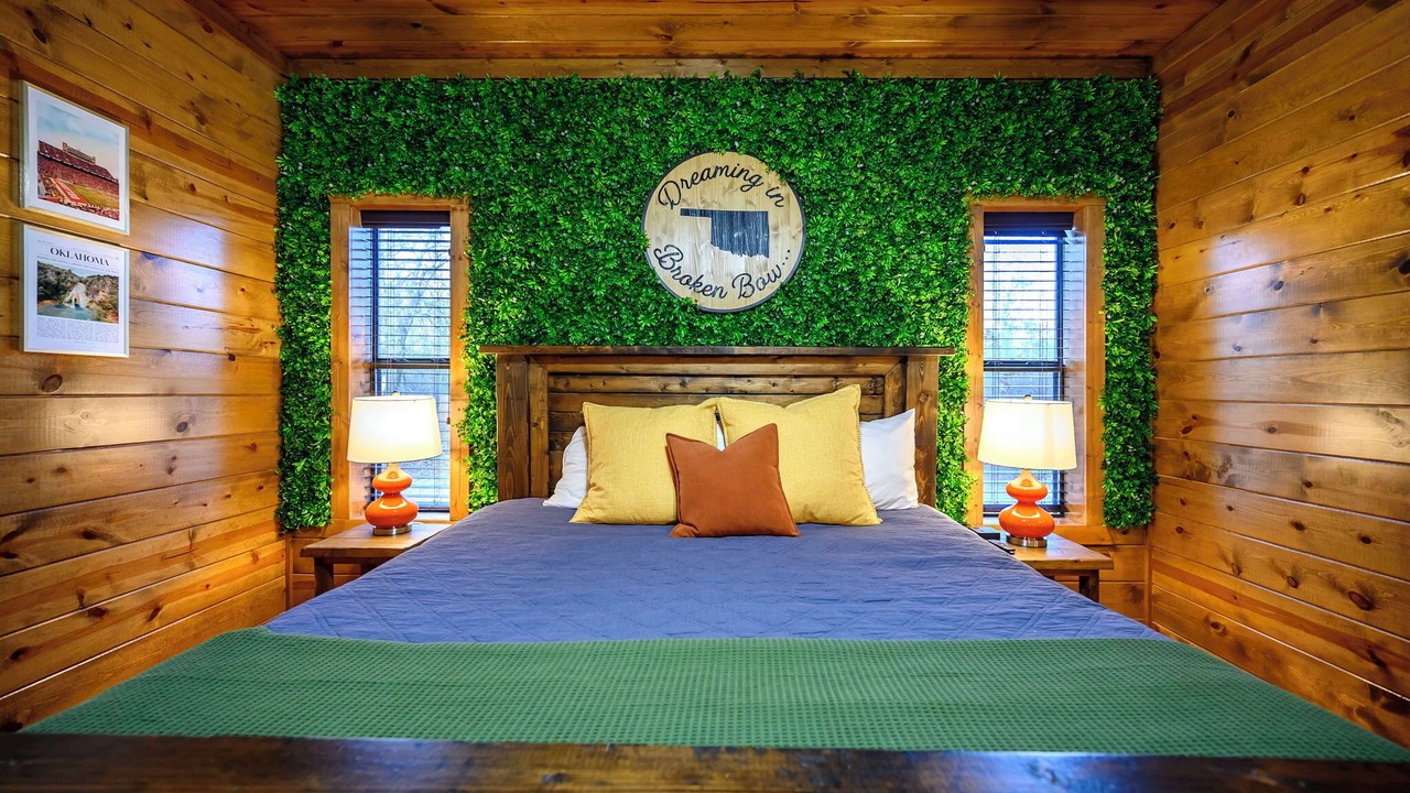 Photo of Bedroom in Hochatown