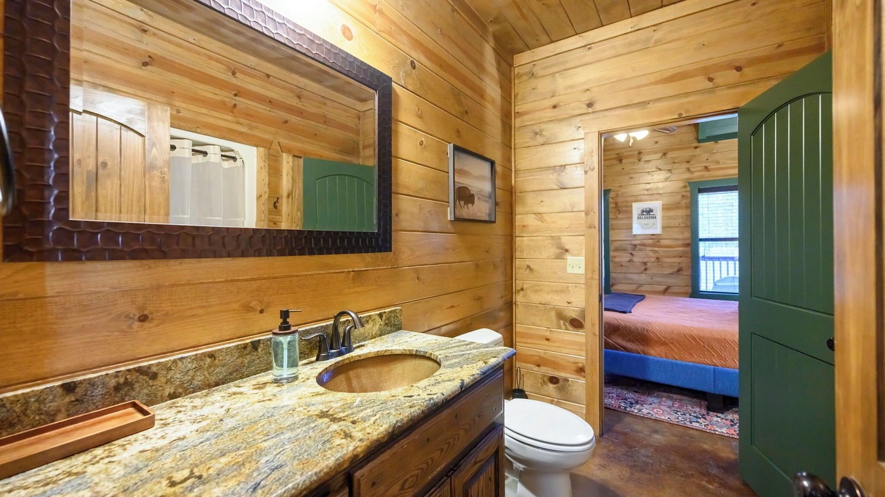 Photo of Bathroom in Hochatown