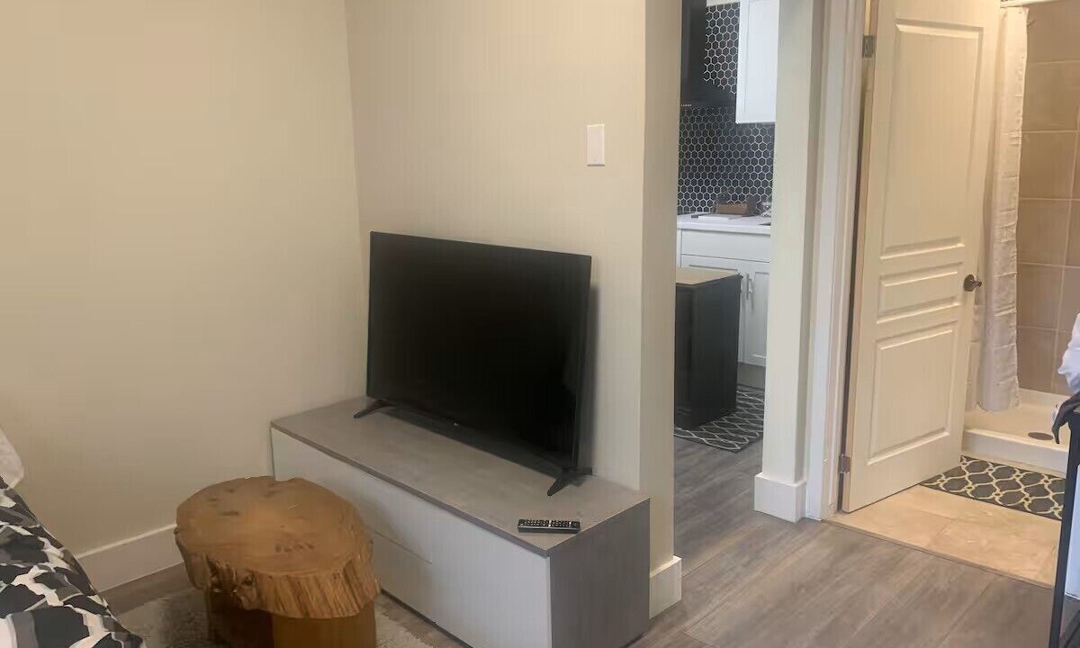 Photo of Bedroom in Beamsville