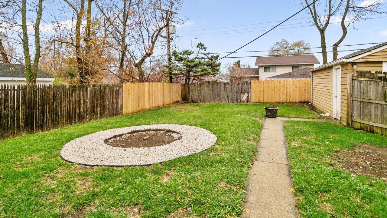 Photo of Outdoor in Waukegan