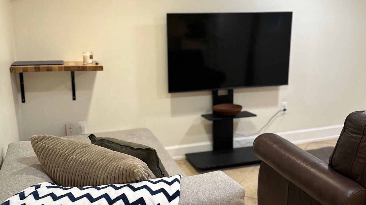Photo of Livingroom in Near Northeast