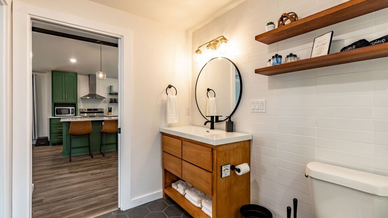 Photo of Bathroom in Granite Shoals